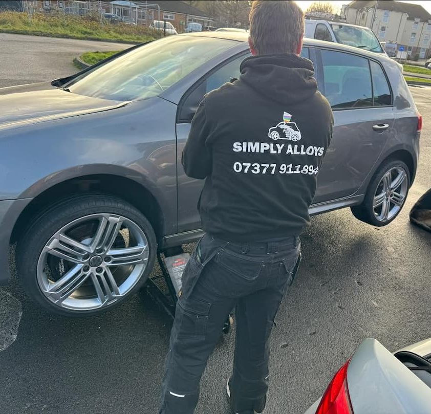 Jacking Up Vw Golf E1715089394291